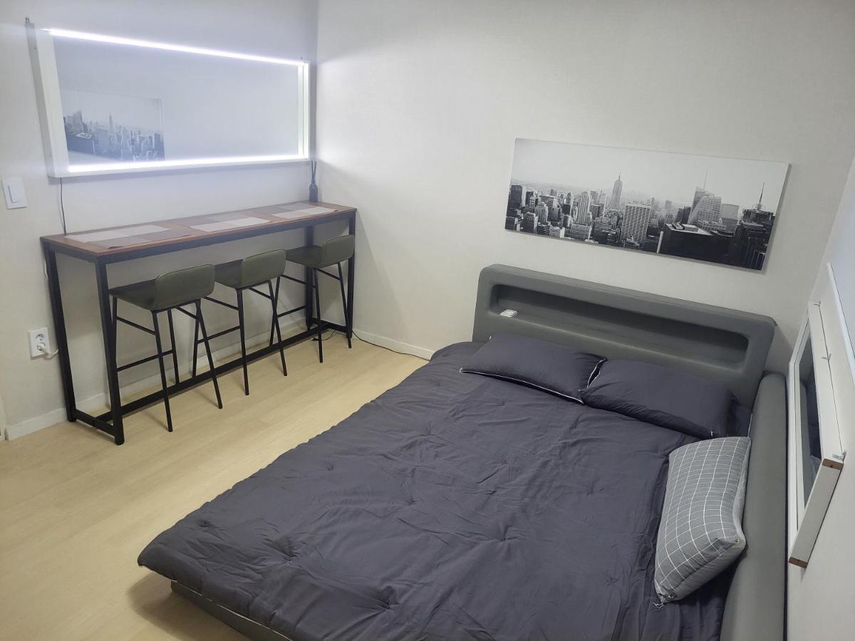 Newly Renovated 2 Bedroom Apartment #7 首爾 外观 照片